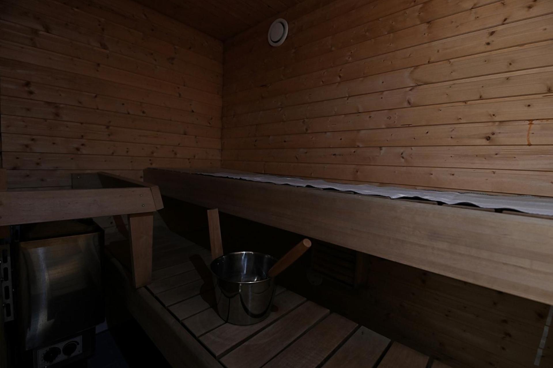 Classic Log Cabin Ski-In Ski-Out Levi Bilik gambar