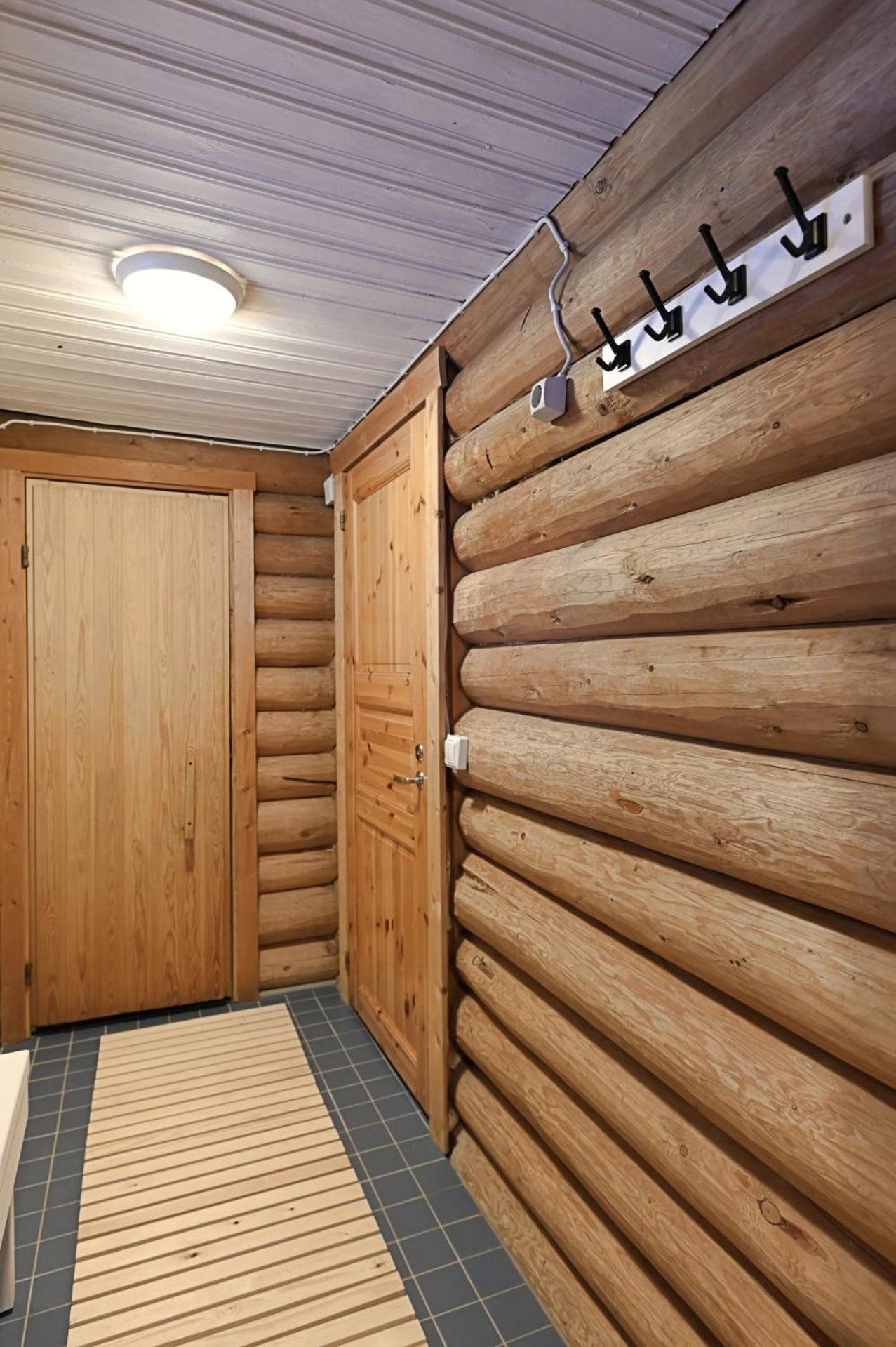 Classic Log Cabin Ski-In Ski-Out Levi Bilik gambar