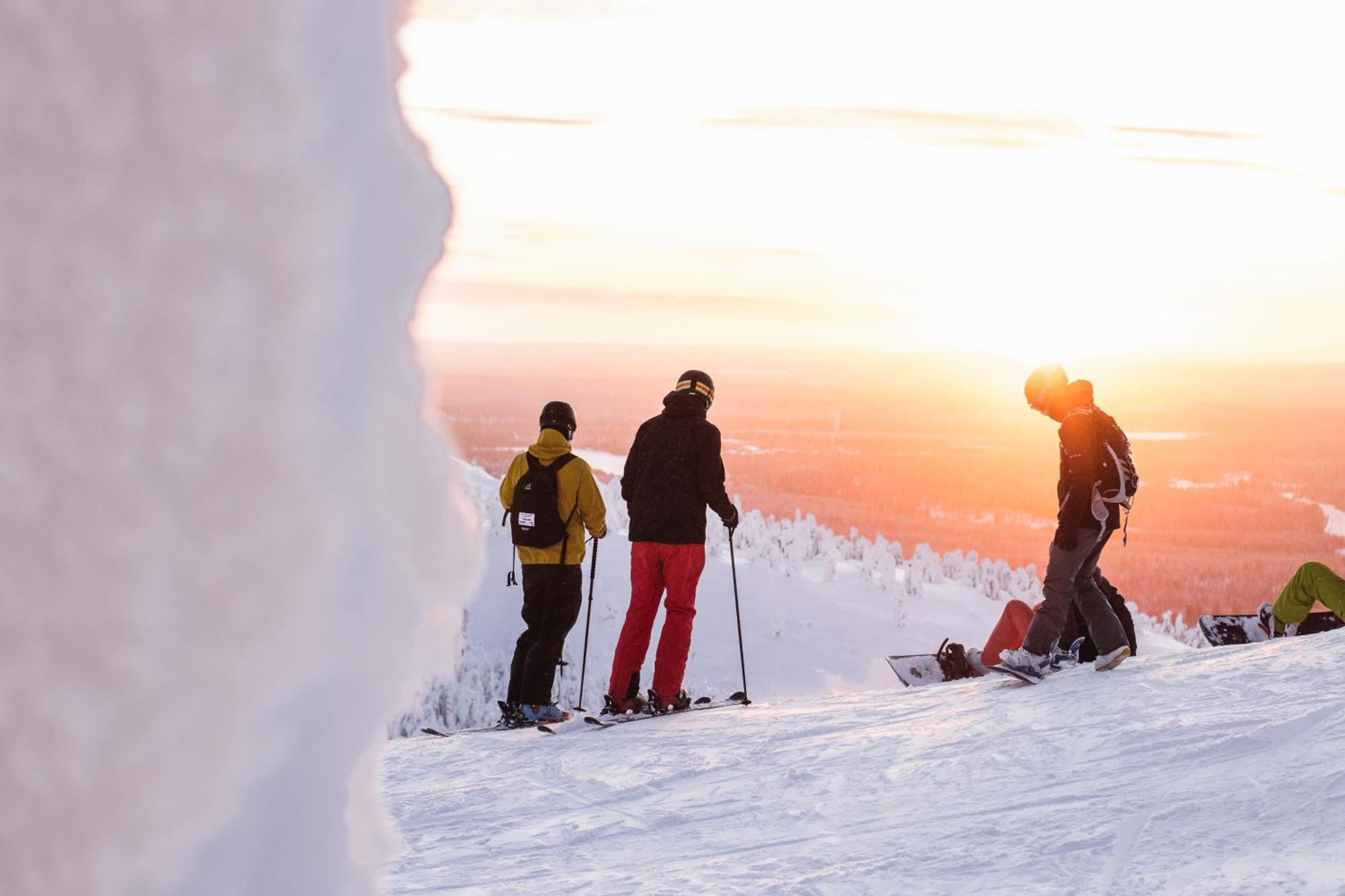 Classic Log Cabin Ski-In Ski-Out Levi Luaran gambar